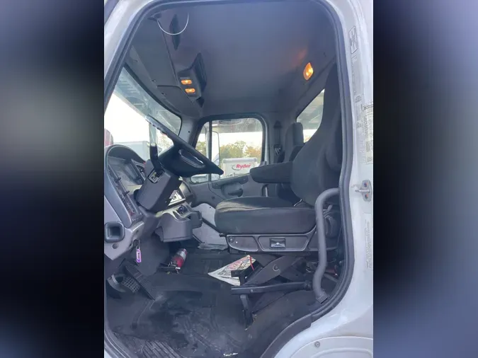 2016 FREIGHTLINER/MERCEDES M2 106593e2c11909446431bd6099f58ad2856