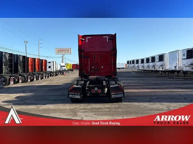 2022 FREIGHTLINER CA126