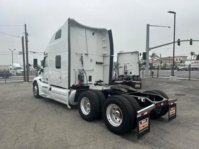 2022 Peterbilt 579