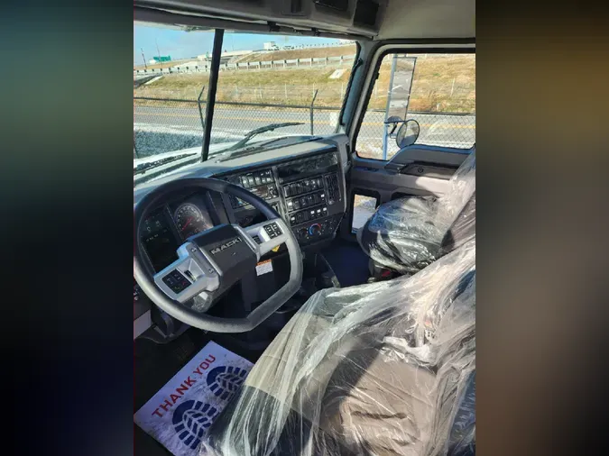 2026 MACK GRANITE 64BR