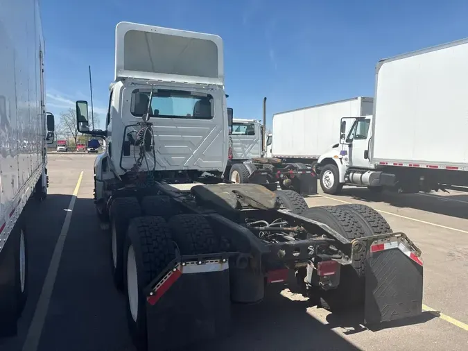 2019 NAVISTAR INTERNATIONAL LT625 DAYCAB T/A