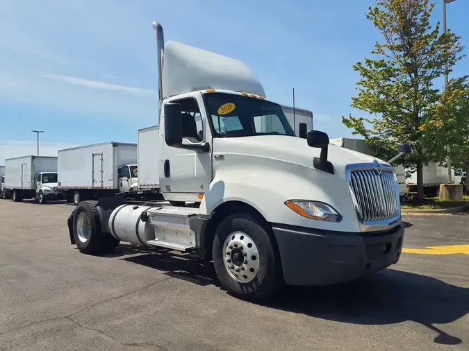 2020 NAVISTAR INTERNATIONAL LT625 DAYCAB S/A