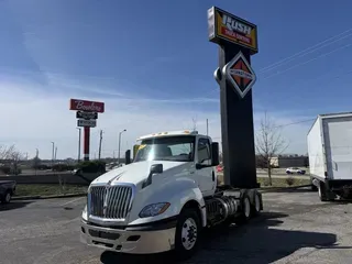 2020 International LT625