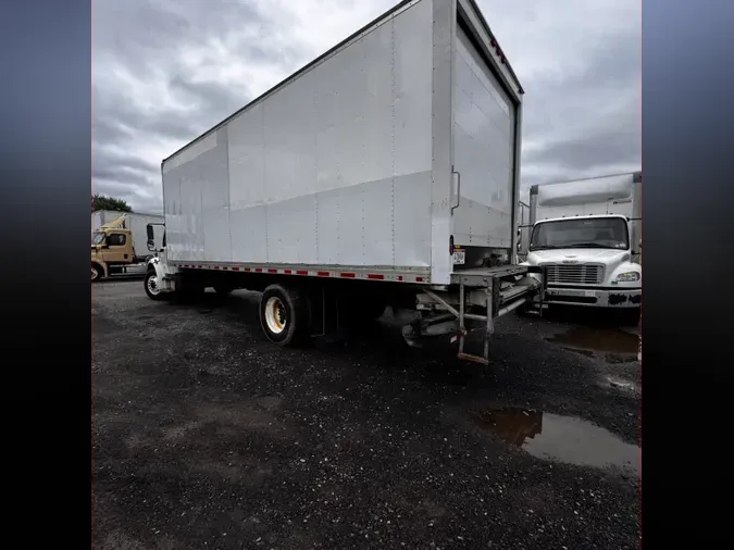 2019 FREIGHTLINER M2 106