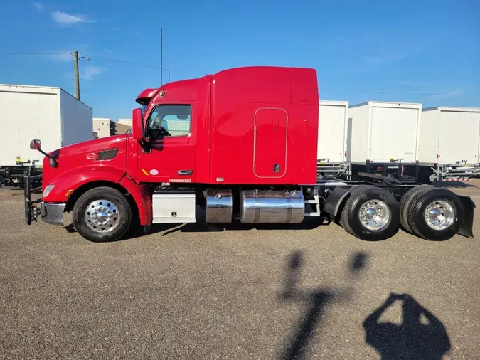 2022 Peterbilt 579