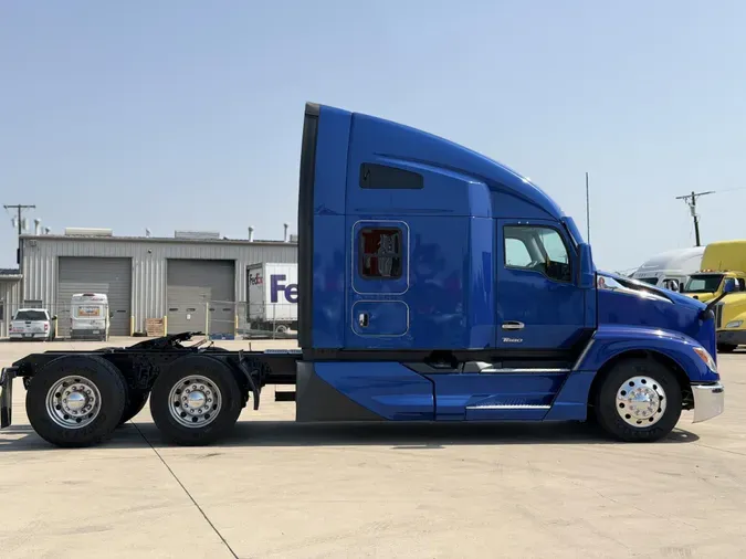 2023 Kenworth T6805947b9713aab24fd77a076d99f034164