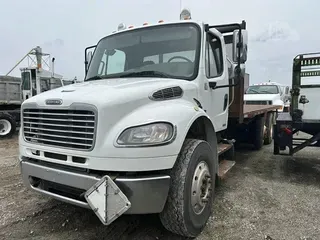2012 FREIGHTLINER BUSINESS CLASS M2 106