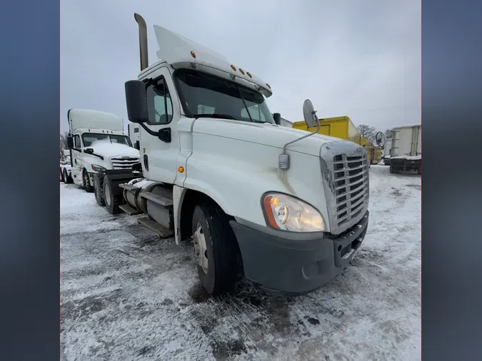 2019 FREIGHTLINER/MERCEDES CASCADIA 125