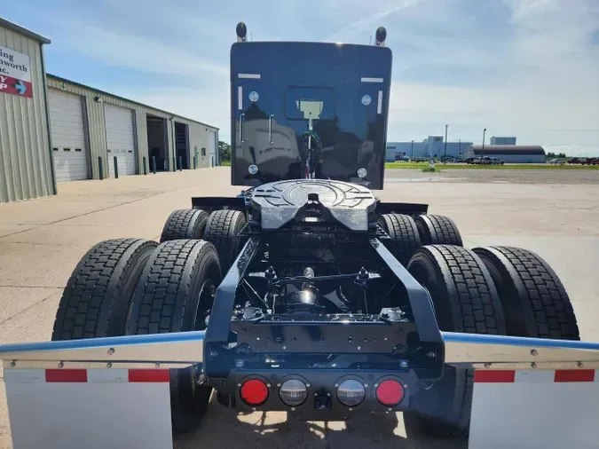 2026 Kenworth W900L