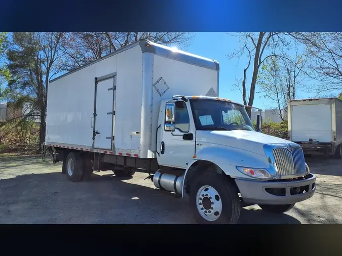 2020 NAVISTAR INTERNATIONAL MV607 (4X2)