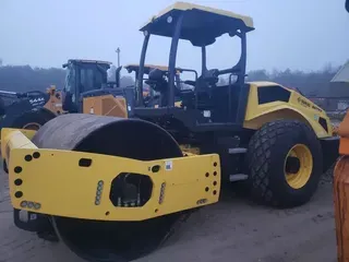 2020 Bomag BW211D-5