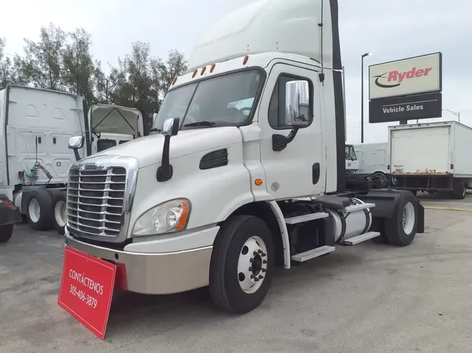 2018 FREIGHTLINER CASCADIA 113