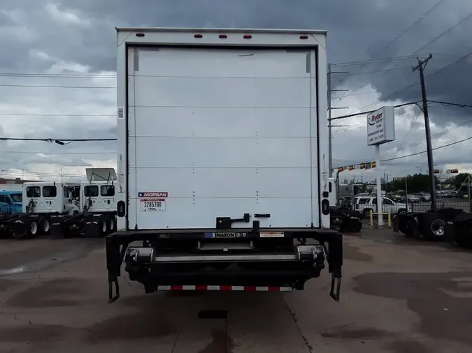 2018 FREIGHTLINER M2 106
