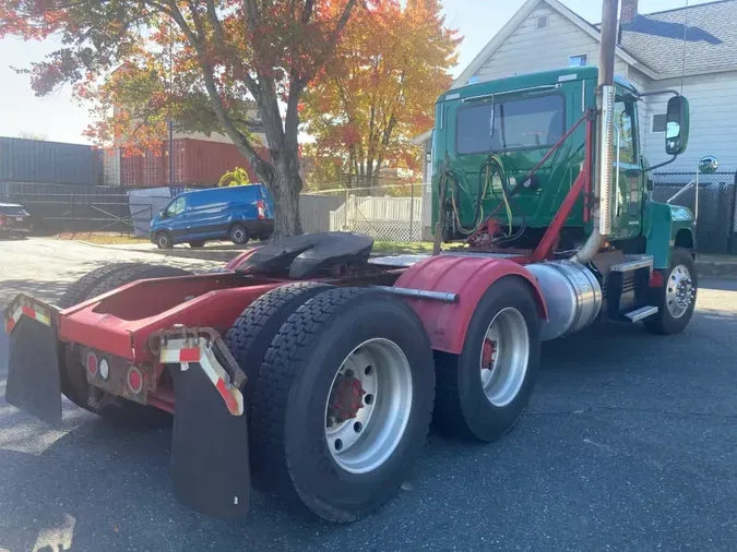 2018 MACK TRUCKS, INC. CHU613