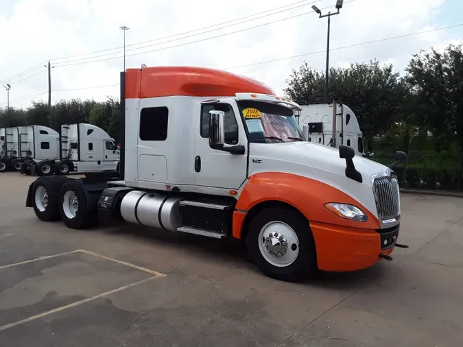 2018 NAVISTAR INTERNATIONAL LT625 SLPR CAB