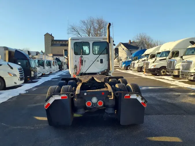 2017 FREIGHTLINER/MERCEDES CASCADIA 125