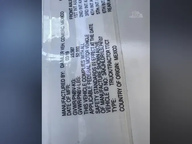 2020 FREIGHTLINER CASCADIA 116