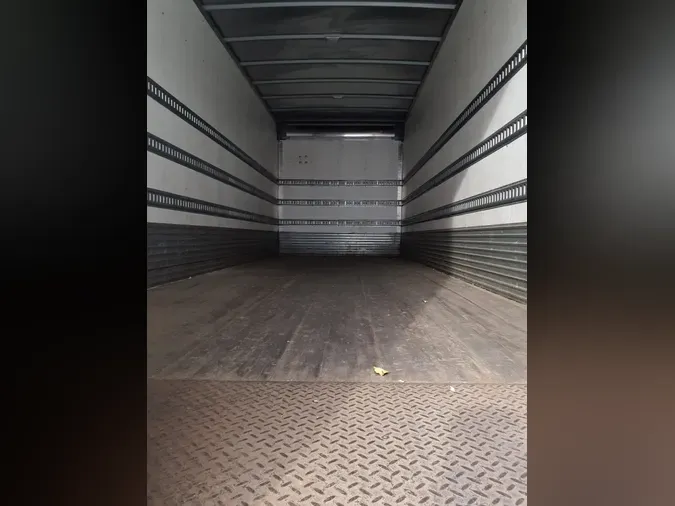 2016 FREIGHTLINER/MERCEDES M2 106