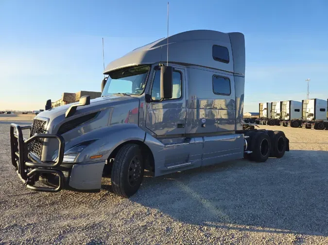 2024 VOLVO VNL64T860
