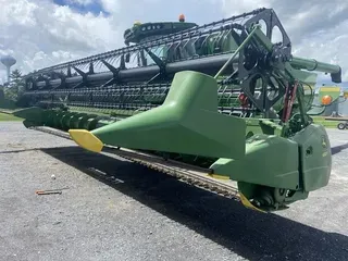2017 John Deere 630F