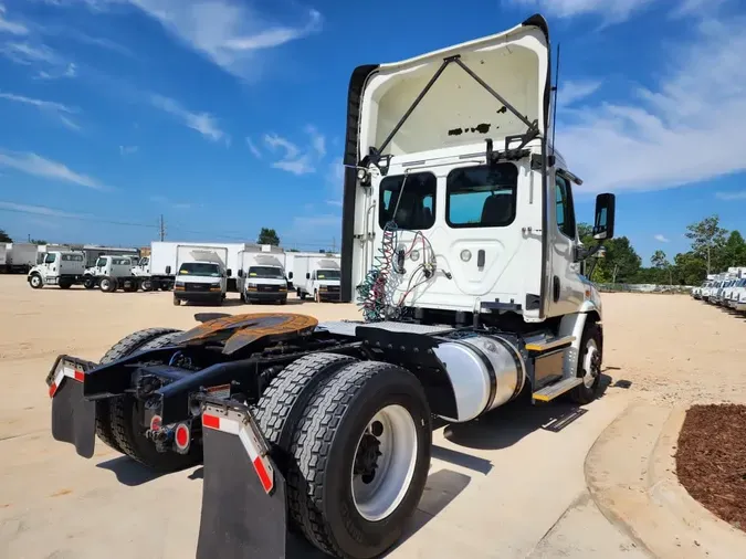 2018 FREIGHTLINER CASCADIA 11359822403b57d6e0781efad28a780f7e9