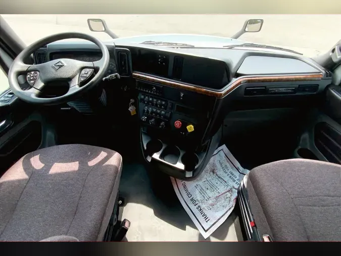 2022 INT LT625 6x4