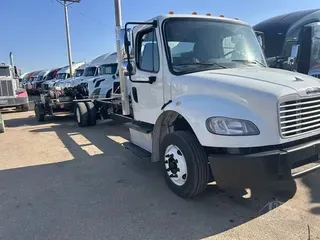 2015 FREIGHTLINER BUSINESS CLASS M2 106