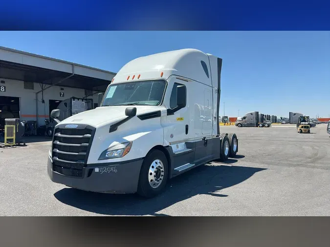 2024 Freightliner Cascadia 126