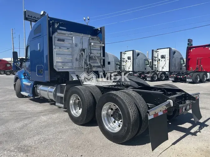 2021 KENWORTH T680