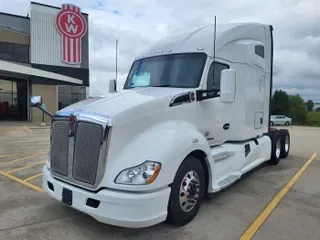 2020 Kenworth T680