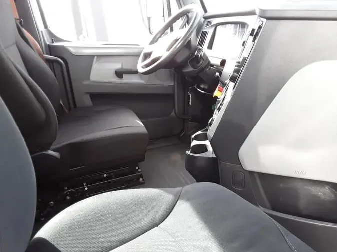 2020 FREIGHTLINER/MERCEDES NEW CASCADIA 116