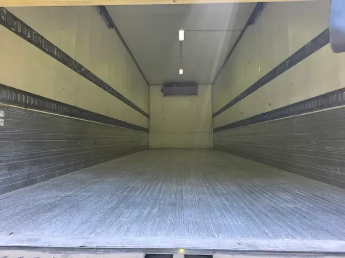 2019 FREIGHTLINER/MERCEDES M2 106