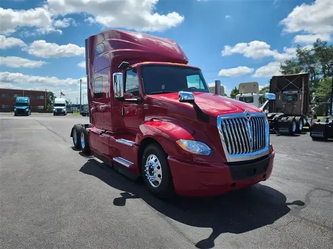 2022 INTERNATIONAL LT625