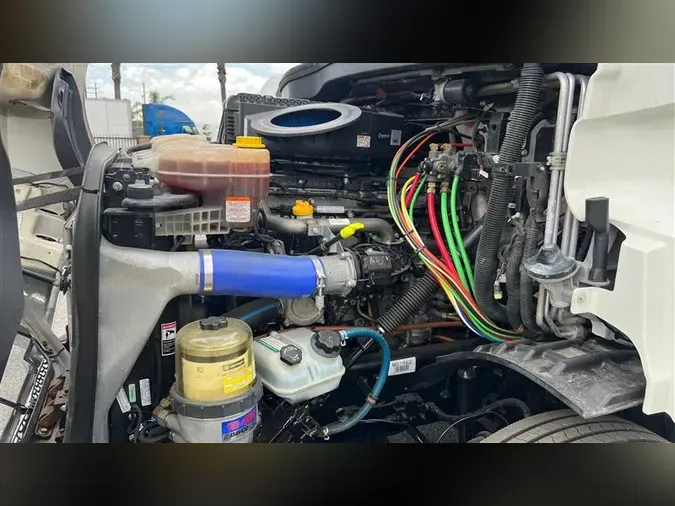 2021 FREIGHTLINER CA116