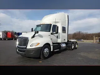 2020 International LT625