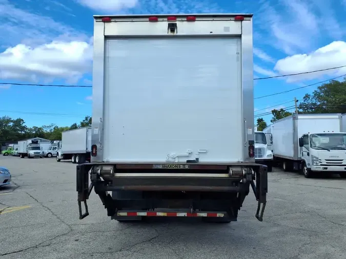 2018 FREIGHTLINER M2 106