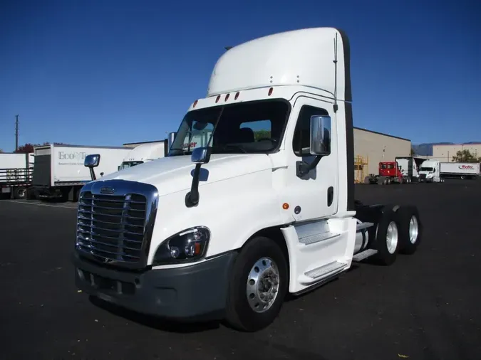2018 FREIGHTLINER/MERCEDES CASCADIA 12559963d7ce523aa32c6cd70cba9d25ca2