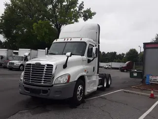 2018 FREIGHTLINER/MERCEDES CASCADIA 125