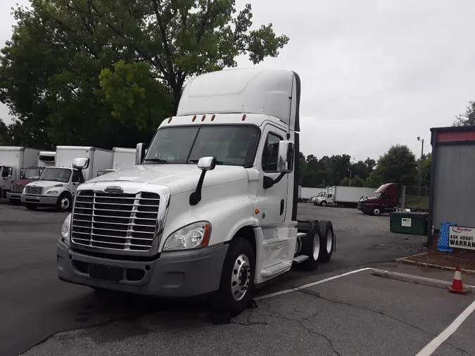 2018 FREIGHTLINER/MERCEDES CASCADIA 125599656dc74615e46ba5db8b2e68345d3