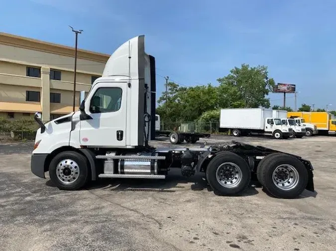 2020 Freightliner Cascadia