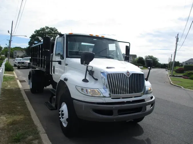 2016 INTERNATIONAL 4300