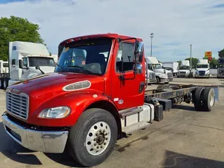 2020 FREIGHTLINER/MERCEDES M2 106