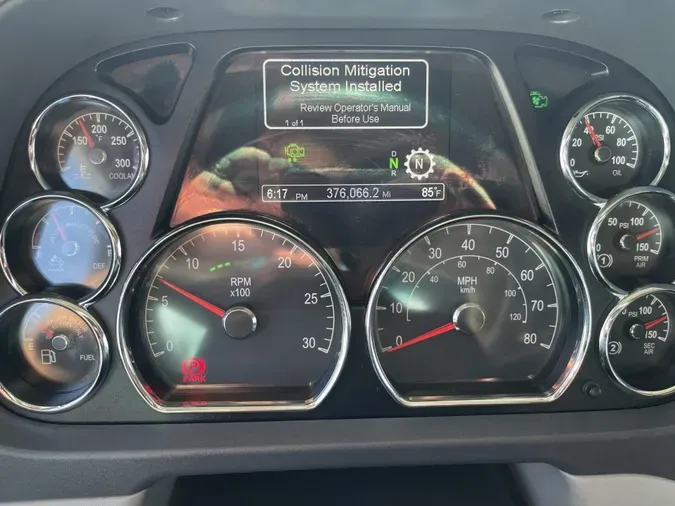 2021 Peterbilt 579