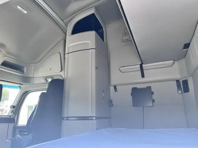 2022 Peterbilt 579