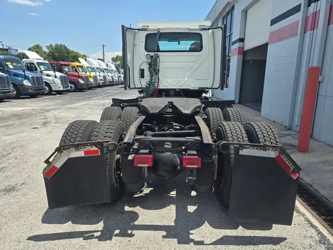2020 NAVISTAR INTERNATIONAL LT625 DAYCAB T/A