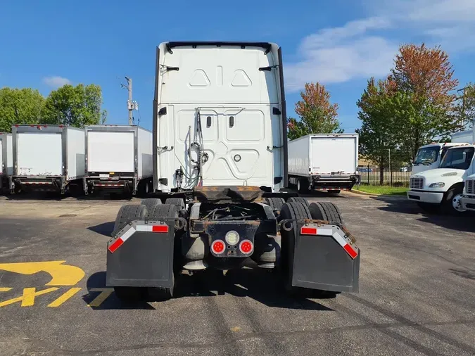 2019 FREIGHTLINER NEW CASCADIA PX12664