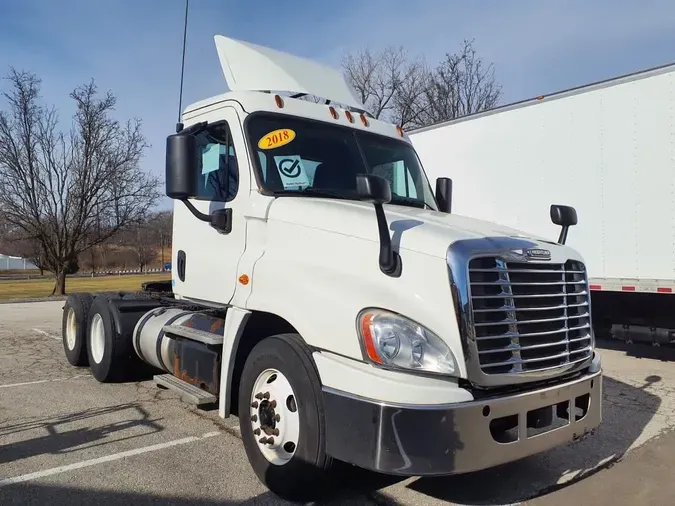 2018 FREIGHTLINER/MERCEDES CASCADIA 125