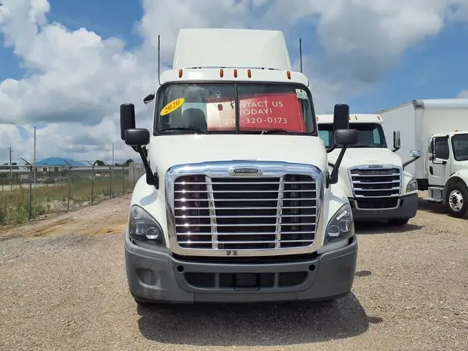 2020 FREIGHTLINER CASCADIA 113