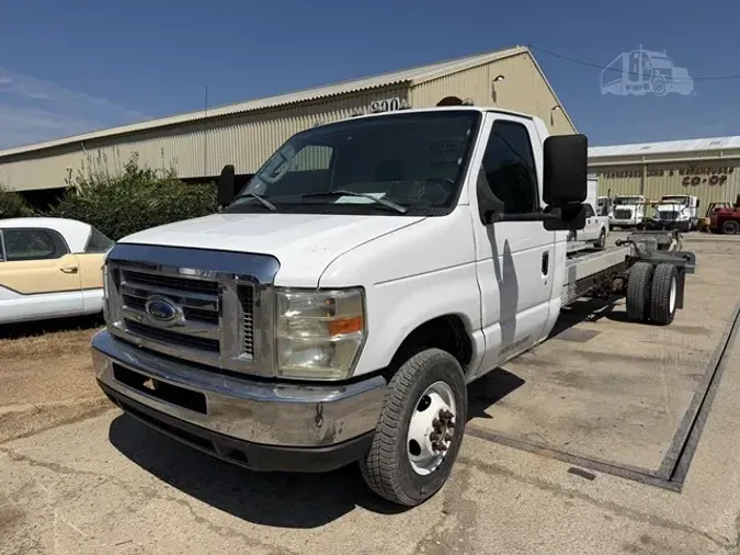 2011 FORD E45059b5638ab1b7dfadc8959332e1c81808