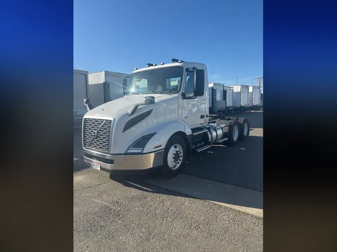 2019 VOLVO VNL64T-30059b9294685d49703913df4ff7a242c4a